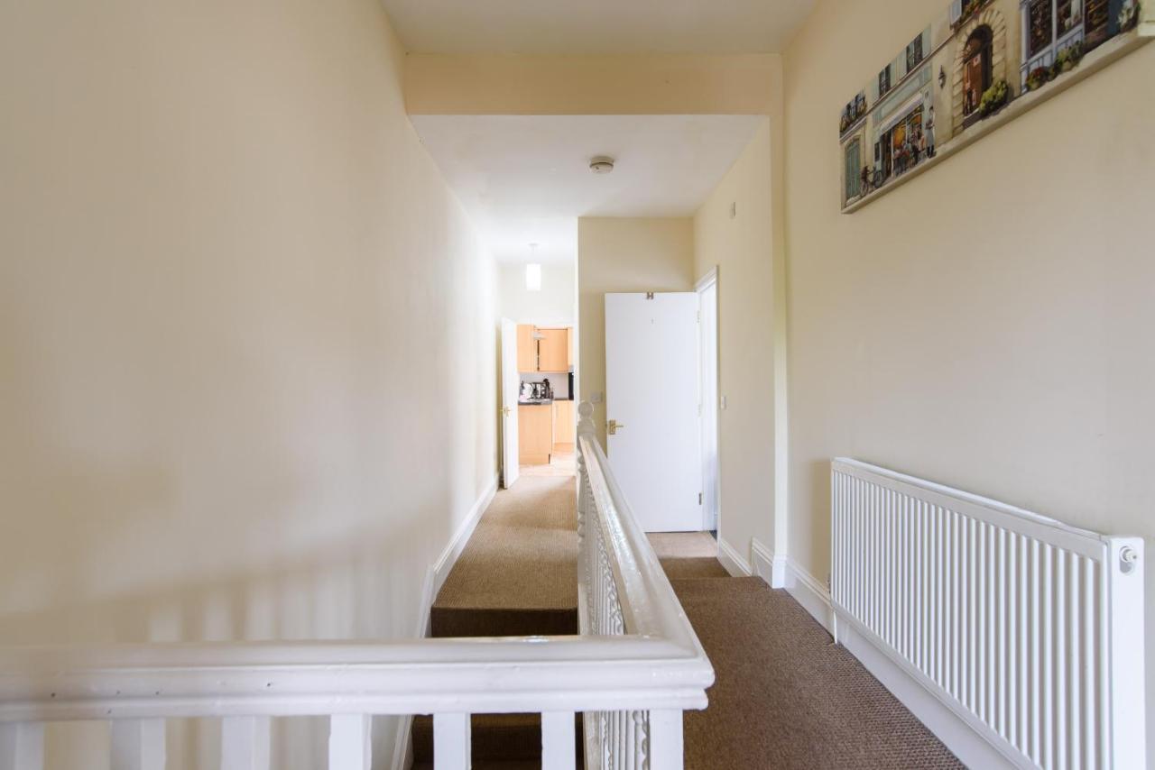 Large Spacious First Floor Apartment Newport  Exterior foto
